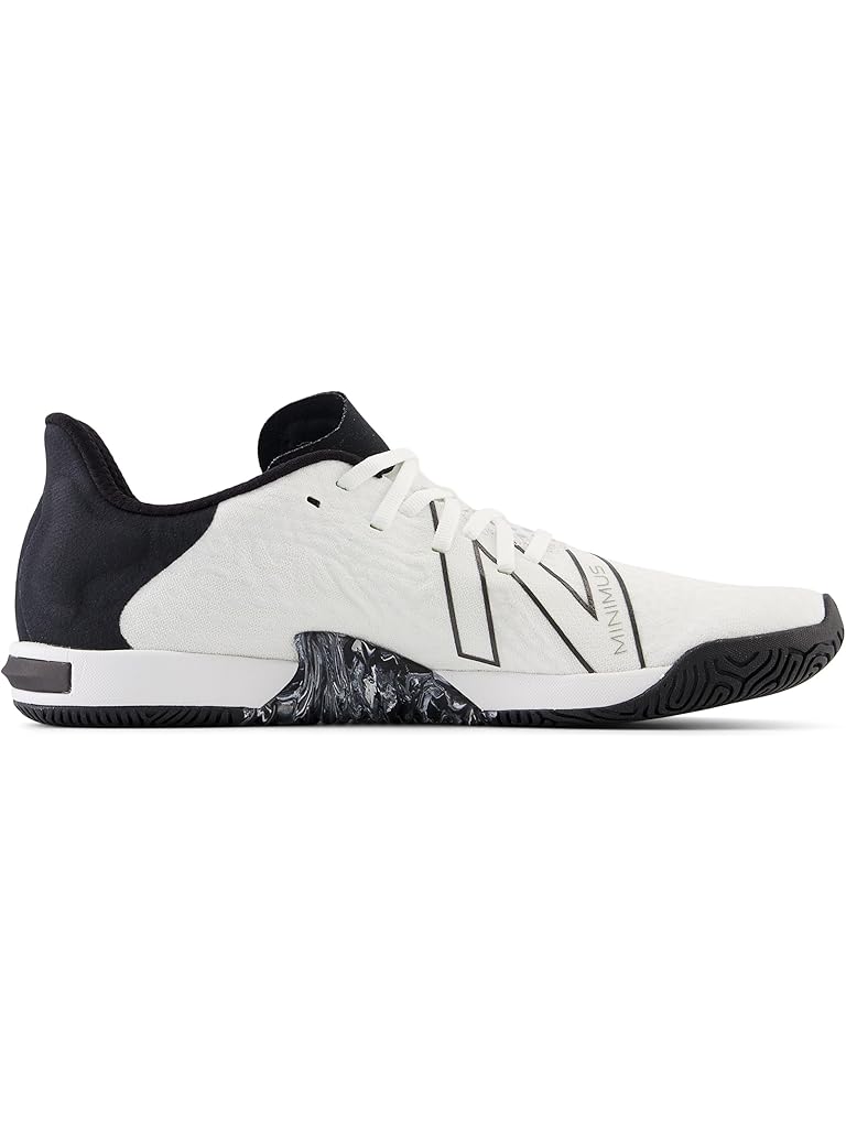 White New Balance Minimus TR