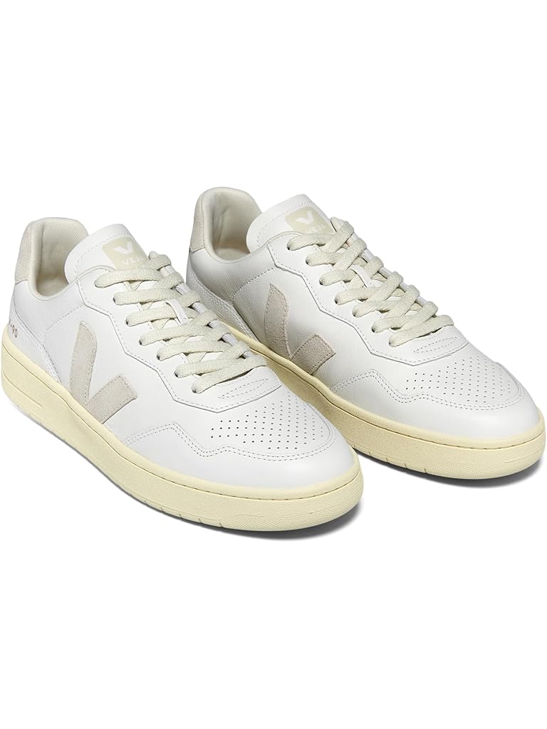 White VEJA V-90